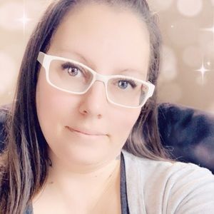 Meet your Posher, Kasey